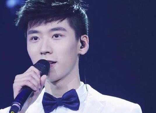 王博文为什么叫小白