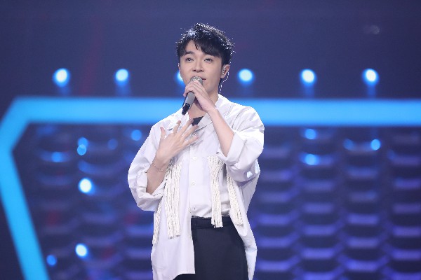 吴青峰是苏打绿主唱吗