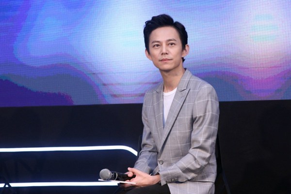 何炅怎么认识许嵩的