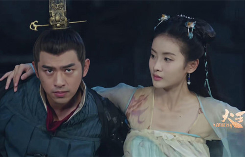 火王之破晓之战李盈喜欢谁