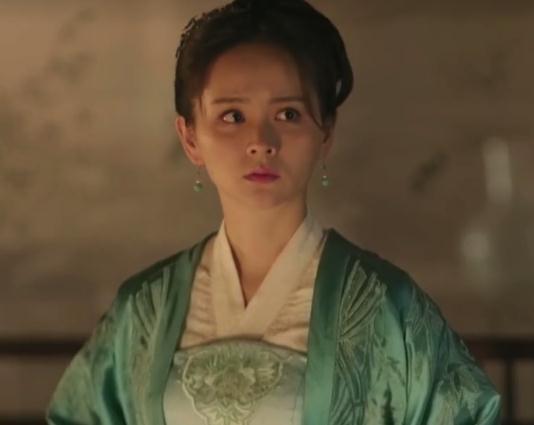 余嫣然余嫣红什么关系