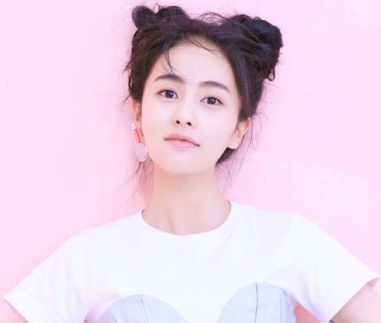 白鹿是怎么被签约的