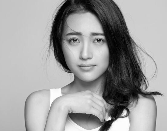 包文婧什么学历