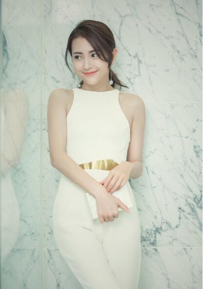 包文婧什么学历