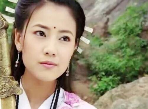 谁杀了殷离
