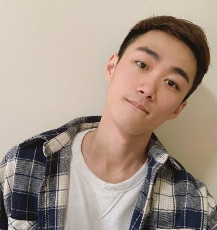 虎牙不求人真名