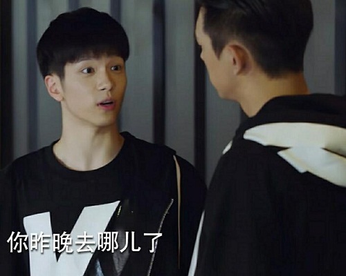 亲爱的热爱的戴风扮演者