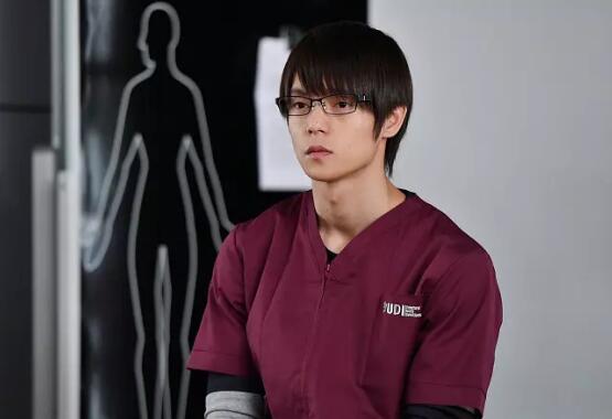 久部六郎为什么休学