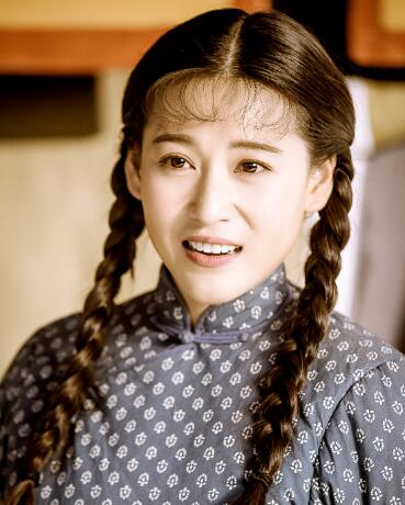 共和国血脉梅大妮和谁结婚了