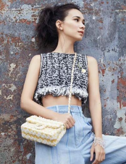 卢靖姗是哪个国家