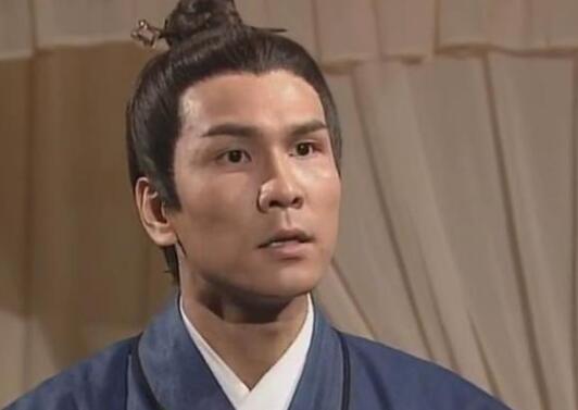 伊志平和小龙女什么关系