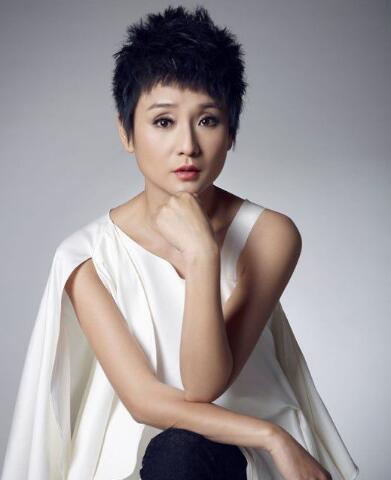 佟年母亲的扮演者