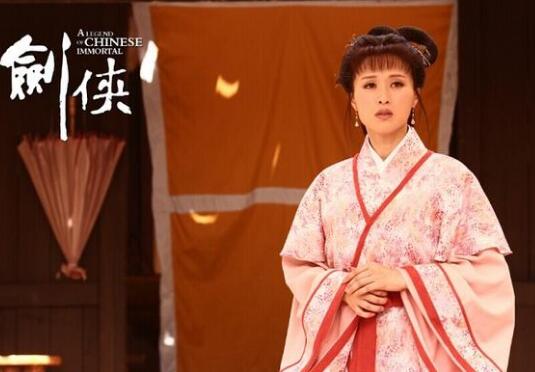 《剑侠》的主要演员有李宗翰,海陆,贡米等,而何月仙的扮演者是演员白