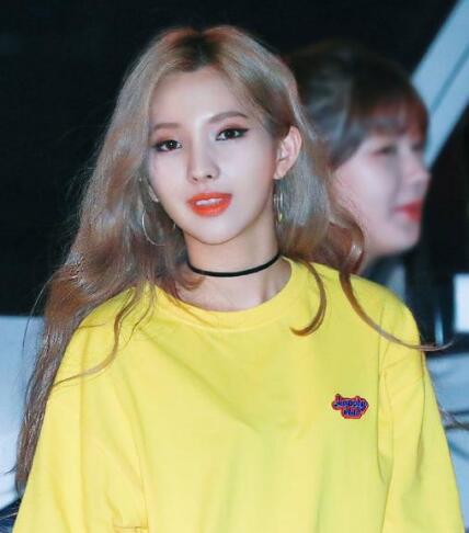 全昭妍为什么叫小狐狸