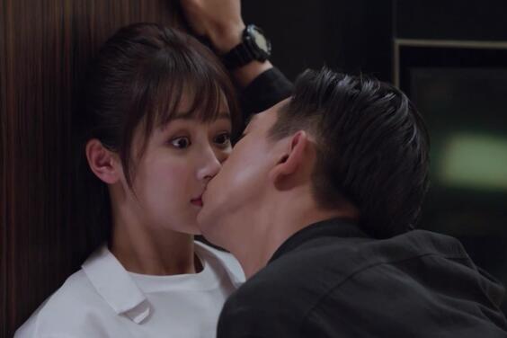 韩商言是初恋吗