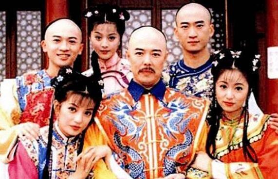 小燕子的本名是什么