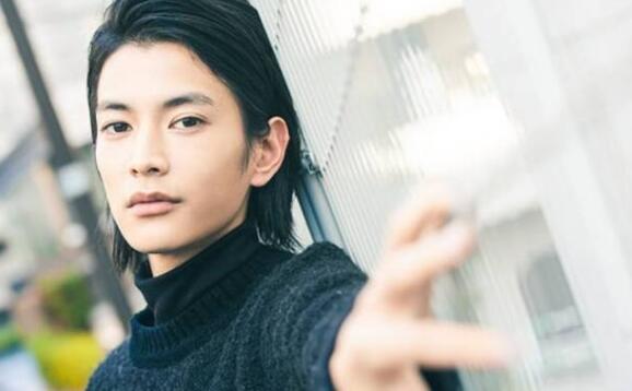 说好不哭mv男主角是谁