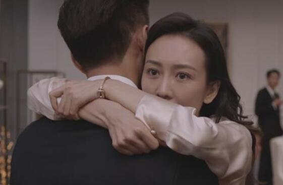 精英律师罗槟喜欢谁