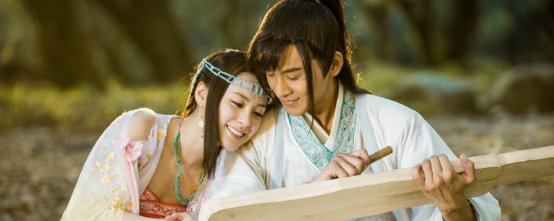 在《古剑奇谭》中,欧阳少恭喜欢的人是巽芳,他并不喜欢方如沁.