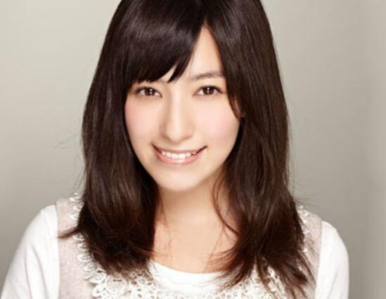 珊瑚海女声是谁唱的