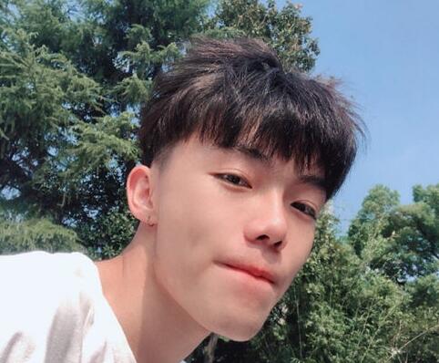 歌曲下山原唱是谁