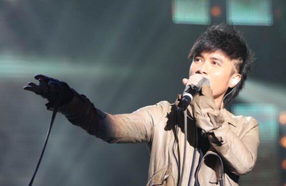 古巨基唱的情歌串烧叫什么