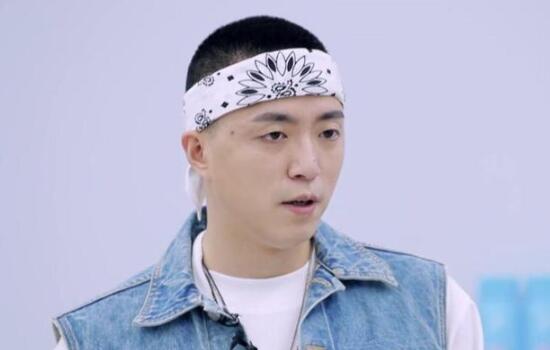 JonyJ教秦牛正威rap是哪一期