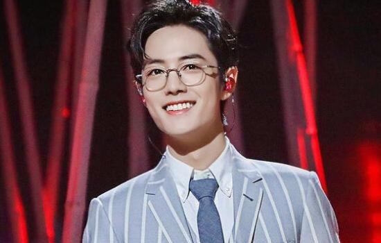 肖战在哪个节目上唱的竹石