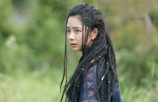 民初奇人传谭松韵第几集出现