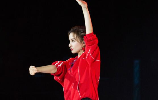 乘风破浪的姐姐吴昕哪一期被淘汰