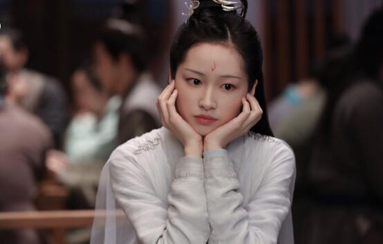 琉璃美人煞小银花喜欢谁