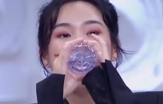 潮玩人类在哪里女选手晕倒是哪一期