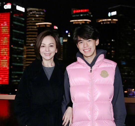 王琳儿子多大