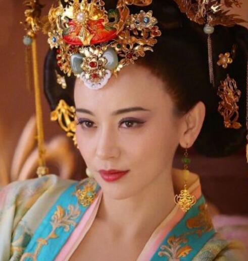风起霓裳武才人