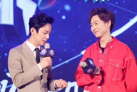 乘风破浪2黄晓明退出谁接替