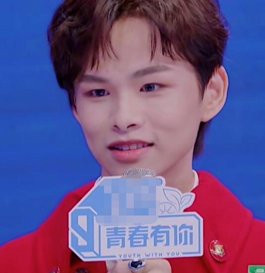 艾克里里是怎么火的