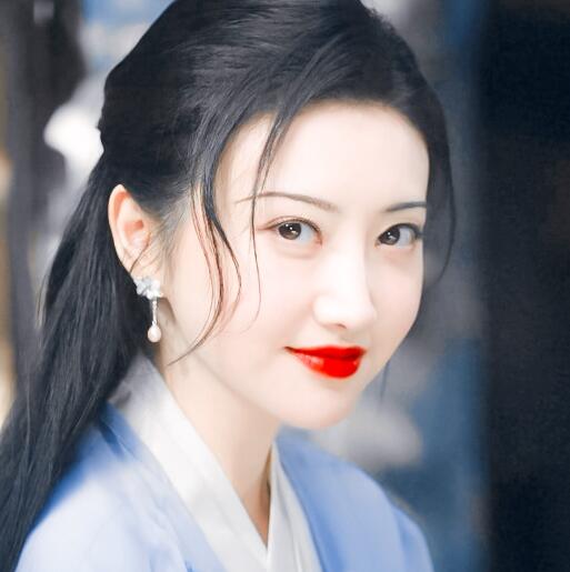 西竹是司藤的女儿吗