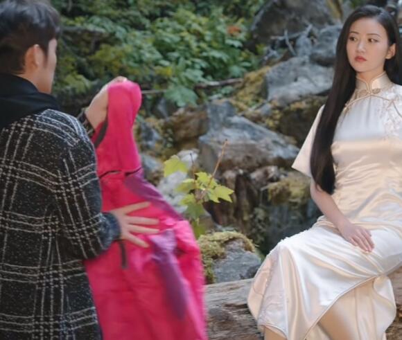 半妖司藤男主算女主儿子吗