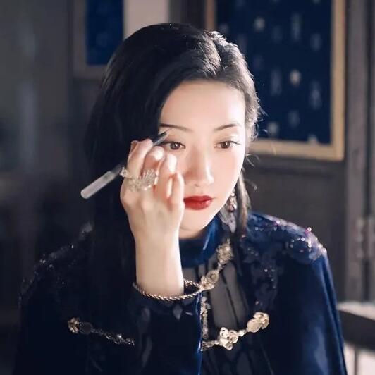 西竹的真实身份