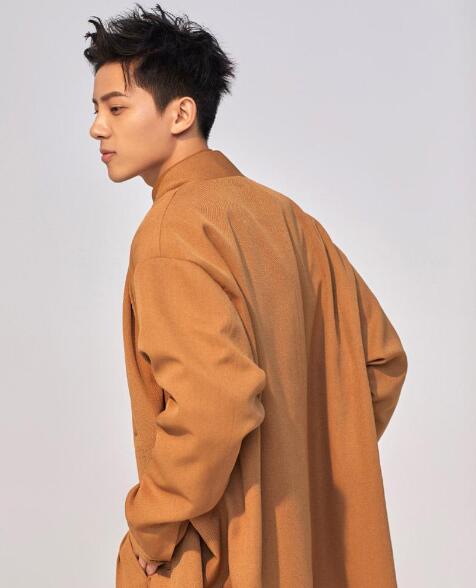 司藤王乾坤是谁扮演的