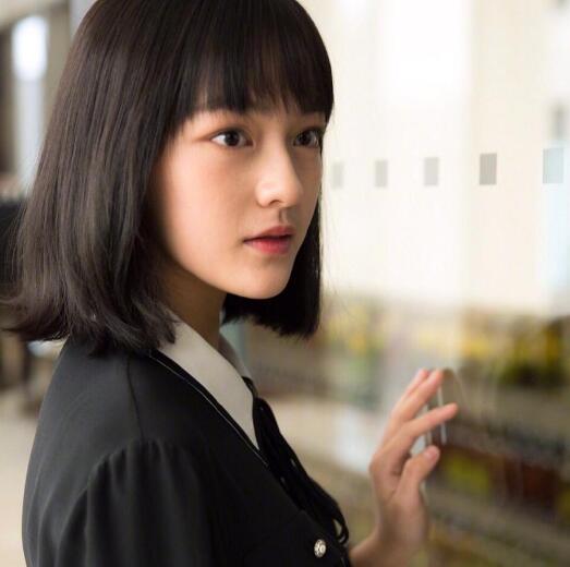 文淇家很富有吗