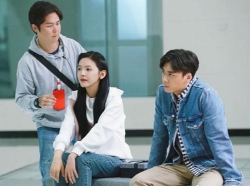 号手就位章若楠演的什么角色章若楠和谁有感情戏