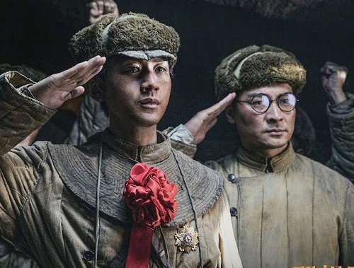 理想照耀中国我们的阵地原型是谁