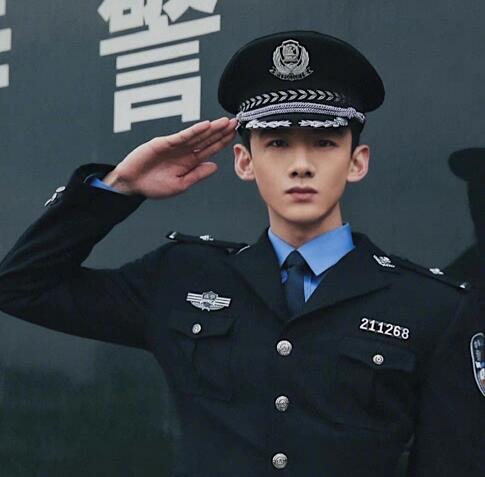 邢克垒眼睛怎么了