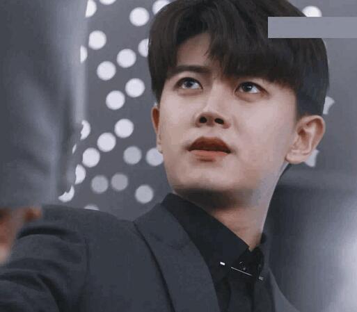 乌鸦小姐与蜥蜴先生顾川身世是什么