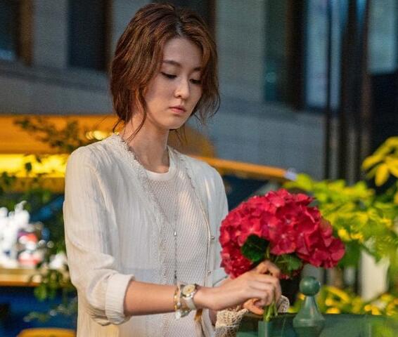 在劫难逃赵彬彬喜欢谁