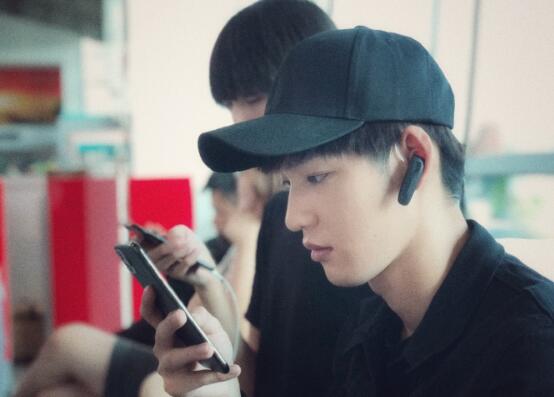 付伟伦哪里人多大了 