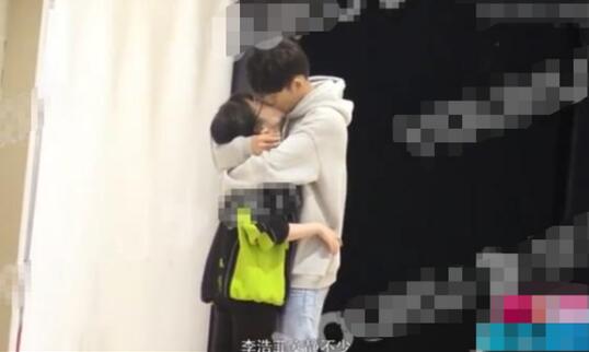 付伟伦哪里人多大了 