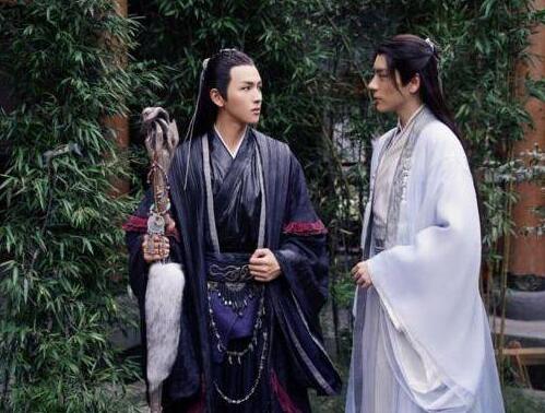 七爷里白无常是巫童吗