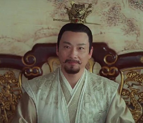 御赐小仵作皇帝原型是哪位皇帝